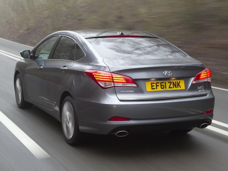  Hyundai i40 Sedan 2012 года  (UK) (фото 9 из 21)